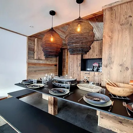 Superbe Renove, Balcon, Au Pied Des Pistes, Style Chalet, Pour 8 Pers - Fr-1-344-735 Apartment