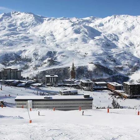 Superbe Renove, Balcon, Au Pied Des Pistes, Style Chalet, Pour 8 Pers - Fr-1-344-735